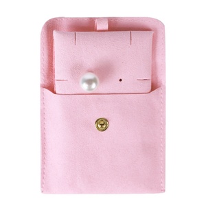 Pochette anti-poussière carrée en velours microfibre avec bouton-pression doré pour bijoux, 8x8cm, avec insert rembourré - Product Image 6