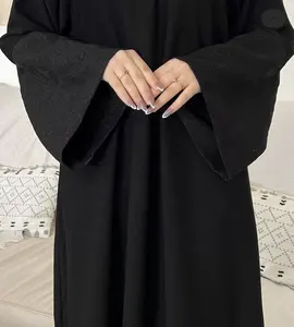 Lurex Saudi Abayaファブリックジェットブラックポリエステルメタリックジャカード素材2024イスラム教徒の女性のファッションドレス