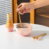 Service à thé en céramique de qualité supérieure, écologique et durable, de qualité alimentaire, style Japandi, avec bol à matcha à bec verseur en forme de cœur, pour l'exportation