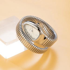 Elegante di lusso da <span class=keywords><strong>donna</strong></span> a forma di serpente <span class=keywords><strong>orologio</strong></span> in lega a fascia multisala colori Casual abbigliamento quotidiano elegante da <span class=keywords><strong>donna</strong></span> <span class=keywords><strong>orologio</strong></span> da polso da <span class=keywords><strong>donna</strong></span> regali - Product Image 6