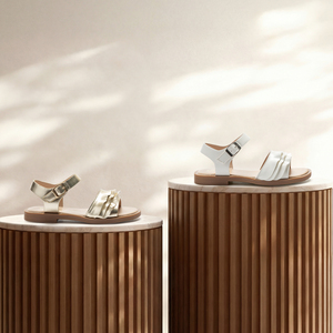 Sandali piatti con cinturino alla caviglia e fibbia per bambine Hicute, design con volant dorati, <span class=keywords><strong>scarpe</strong></span> estive da festa per bambini, modello 033, tendenza moda perfetta - Product Image 4