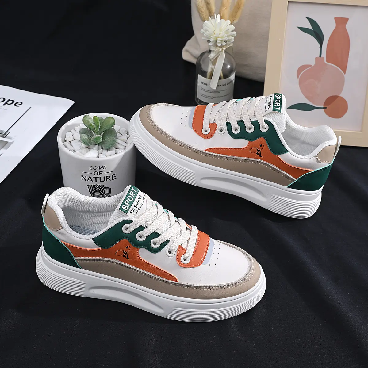 Scarpe da donna di alta qualità con Design caldo all'ingrosso Sneakers alla moda scarpe da ginnastica con fondo spesso scarpe da passeggio sportive Casual