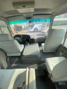 รถบัสโตโยต้าโคสเตอร์มือสองขายดี รถบัสโตโยต้าโคสเตอร์ 26 ที่นั่ง รถบัสโตโยต้าโคสเตอร์ในดูไบสำหรับขาย - Product Image 5