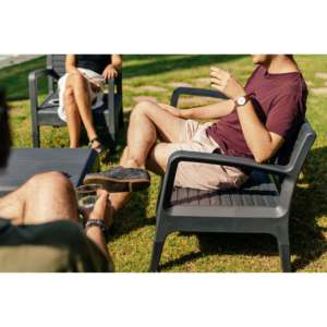 Set di Mobili da Giardino Contemporanei in Plastica Riciclata, Divano e Poltrone per 4 Persone, Eco-Compatibile - Product Image 5