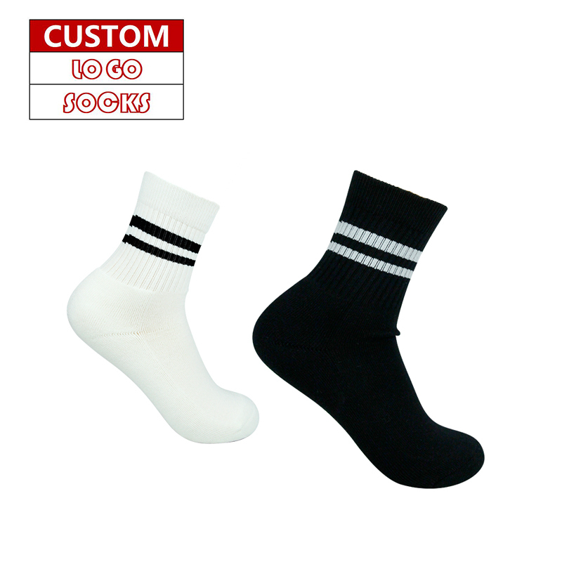 Jacquard Logo Thick Fuzzy Polka Socks