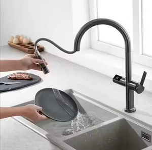 Robinet de <span class=keywords><strong>cuisine</strong></span> monocommande en acier inoxydable avec douchette extractible pivotante à 360°, fonction <span class=keywords><strong>eau</strong></span> chaude et froide, économiseur <span class=keywords><strong>d</strong></span>'<span class=keywords><strong>eau</strong></span> et anti-brûlure - Product Image 6