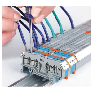 SUPU dIN raylı vidalı terminal blokları pcb terminal bloğu takılabilir bağlantı kutusu konektörü