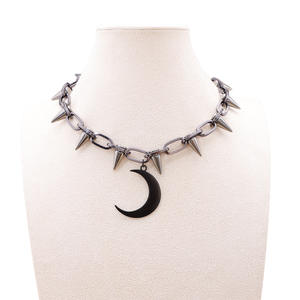 Collar con colgante de luna negra de aleación de zinc, estilo punk, cadena para clavícula, para mujer, joyería para fiestas. - Product Image 1