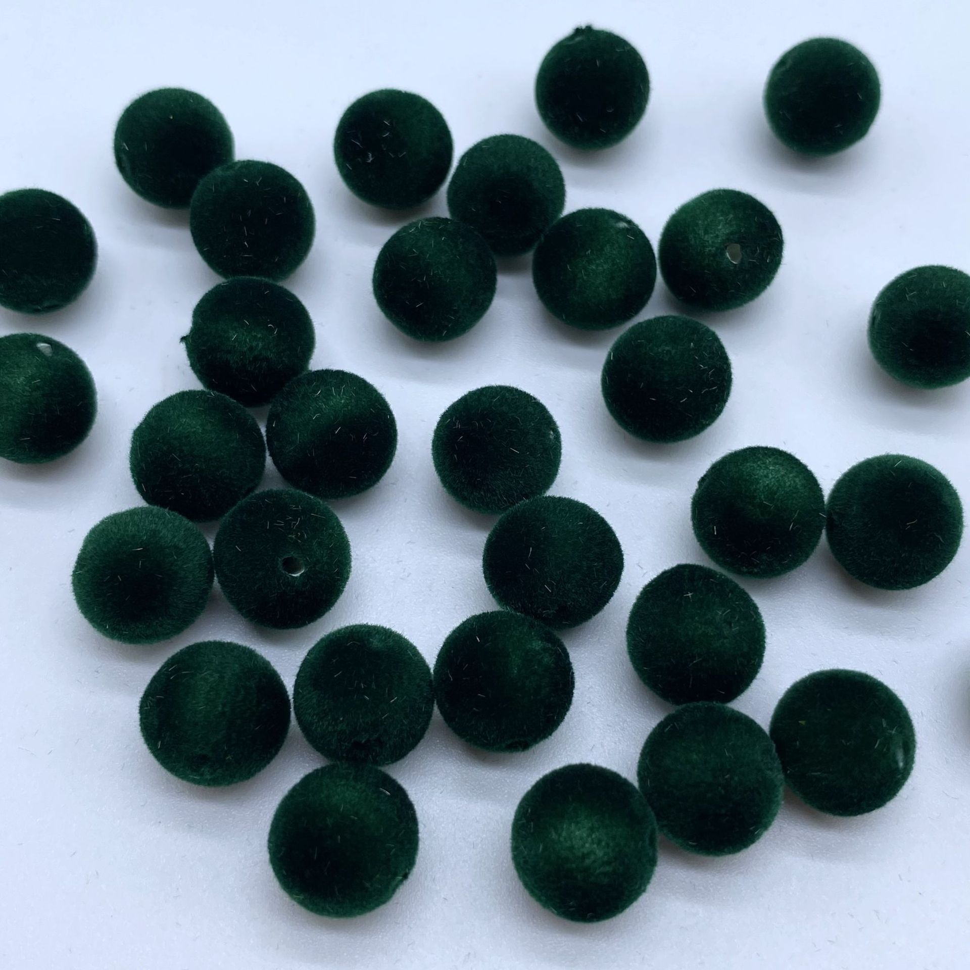 vert noirâtre