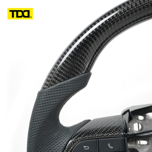 Volante de Fibra de Carbono Real TDD Compatible con Toyota Land Cruiser - Product Image 4