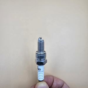 Bougie d'allumage pour <span class=keywords><strong>moto</strong></span> # Bougie d'allumage standard pour <span class=keywords><strong>moto</strong></span> 5666 CR8EA-9 pour le marché sud-américain - Product Image 1