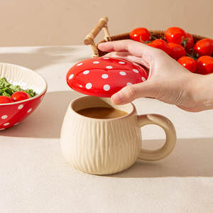 Mug en céramique personnalisé en forme de champignon avec couvercle, résistant à la chaleur, pour cadeau 2024 - Product Image 1