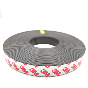 Feuille magnétique en caoutchouc souple personnalisée, autocollante/avec support adhésif, rouleau de vinyle magnétique puissant, <span class=keywords><strong>autocollant</strong></span> mural, aimant de réfrigérateur, articles de mode - Product Image 3