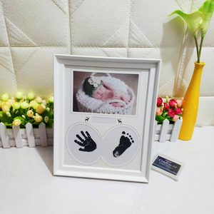 Marco de recuerdo de madera blanca al por mayor para huellas de bebé, marco conmemorativo para fotos de recién nacido, <span class=keywords><strong>regalo</strong></span> para guardería o baby shower - Product Image 3
