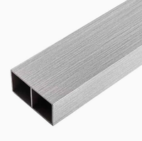 Panneau tubulaire rainuré en WPC imperméable, composite bois-plastique pour la décoration intérieure, panneau de plafond et de cloison en composite bois-plastique