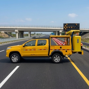 Véhicule atténuateur de chocs monté sur camion, protection de sécurité routière - Product Image 6