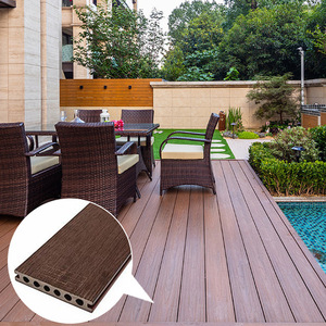 Tapis de sol extérieur imperméable, antidérapant, résistant à l'usure et ignifuge, au design moderne et épuré, idéal pour les cours, jardins, terrasses et sites touristiques. - Product Image 1