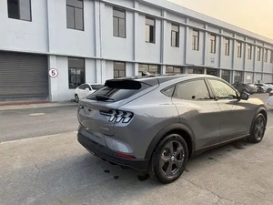 Kit carrosserie diffuseur de pare-chocs arrière en fibre de carbone pour SUV Ford <span class=keywords><strong>Mustang</strong></span> R-Like 2023 250-300 ch, toit ouvrant panoramique, sièges en cuir pour conduite à gauche - Product Image 4