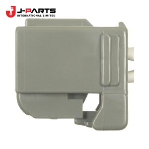 ขายึด, ขั้วต่อสายรัดนิรภัยเวลแคบสำหรับโตโยต้า HIACE LH103 1993-1998 C8299-20020 - Product Image 1