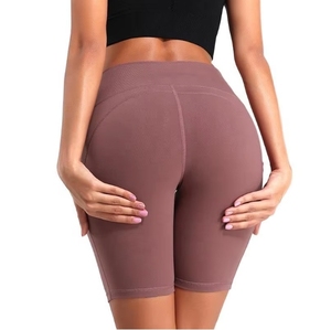 Shorts de sport taille haute pour femmes grandes tailles, 8 pouces, avec deux poches latérales, pour la course, le yoga et l'entraînement, en spandex uni - Product Image 4