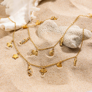 Pulsera Fina con Dijes de Acero Inoxidable Bañado en Oro de 18K, con Colgantes de Árbol de Coco, Caballito de Mar y Tortuga, Joyería para Uso Diario - Product Image 2