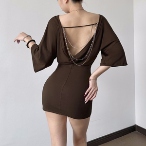 Vestido Mini Marrón de Verano para Mujer 2026 con Cuello en V, Manga Corta, Sin Espalda, Detalle de Cadena, Ajustado, para Fiesta y Club, Sexy - Product Image 1