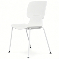 Chaise de formation empilable avec 4 pieds basés