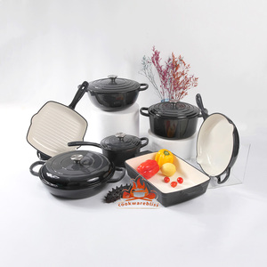 Ensemble de 11 pièces de batterie de cuisine en fonte émaillée, comprenant faitout, casseroles, marmites à soupe et faitouts - Product Image 5
