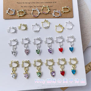 Legering Schattig Uitgehold Kt Kat Nail Art Bedels Sieraden 3d Ingelegd Gekleurde Strass Diamant Kwastje Liefde Hanger Nagelaccessoires - Product Image 1