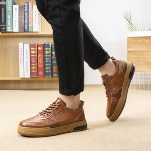 Zapatillas Deportivas de Lona con Cordones para Hombre, Cómodas y Transpirables, con Amortiguación y Suela de Plástico - Product Image 2