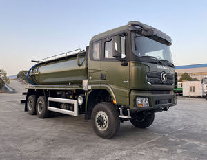 Camion <span class=keywords><strong>d</strong></span>'aspiration des eaux usées Shacman X3000 <span class=keywords><strong>vert</strong></span> tout-terrain 6x6 personnalisé avec deux pompes à huile, adapté aux travaux hivernaux - Product Image 3