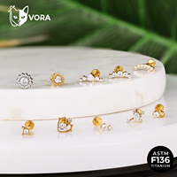 Bijoux de corps de qualité supérieure en titane G23, plaqué or 18K PVD, piercing labret à tige plate sans filetage, clous d'oreille à poussoir, directement de l'usine