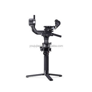 DJI <span class=keywords><strong>RSC</strong></span> <span class=keywords><strong>2</strong></span> <span class=keywords><strong>Pro</strong></span> Combo, Estabilización Superior de 3 Ejes, Control de Cámara, Capacidad de Carga Probada de 3.6 kg, Duración Máxima de la Batería de 12 Horas, <span class=keywords><strong>Ronin</strong></span> - Product Image 4