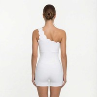Combinaison de sport asymétrique pour femme avec coussinets de poitrine, effet ventre plat et rehaussement des fesses, séchage rapide, pour yoga et sport