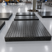 Table de soudage 3D haute précision anti-usure, plateforme de soudage flexible personnalisable D16 D28 pour travaux de soudage métallique en atelier
