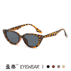 แว่นตา แว่นกันแดดทรงแคทอาย กรอบพีซีสีดำ UV400 แว่นกันแดดสำหรับผู้หญิง - Product Image 4