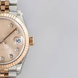 Reloj de negocios de alta calidad, lujoso y moderno, con diamantes redondos incrustados y movimiento mecánico de acero inoxidable 904. - Product Image 1