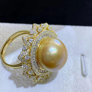 Anillo de Plata S925 10740, Accesorio de Moda para Mujer, con Incrustaciones de Perlas de 10-13 mm y Tecnología de Garra - Product Image 1