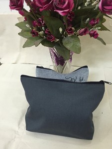 Wholesale Fashion Cosmetic <b>Shopping</b> <b>Bags</b> Custom Logo Printing Plain Blank Canvas Metal <b>Zipper</b> Cotton Handle Featuring Screen/Dot - Product Image 5