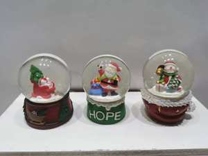 <strong>Wholesale</strong> Pink Resin Crafts Souvenir Bear Unicorn Custom Handmade Hand-painted <strong>Snow</strong> <strong>Globe</strong> Christmas Water <strong>Globes</strong> with Music LED - Product Image 4