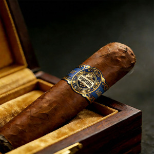 Bandes de cigarettes haut de gamme avec estampage à chaud et finition brillante, étiquette de cigare, emballage personnalisé de tube à cigare - Product Image 4