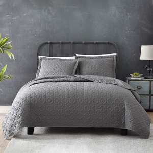 Ensemble de couvre-lit matelassé King Size 3 pièces, couverture douce bleu foncé - Product Image 2