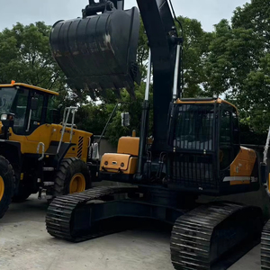 Excavatrice d'occasion, matériel de terrassement HYUNDAI 300LC-9T à vendre - Product Image 1