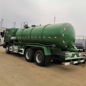 Camión Cisterna de Succión de Lodos y Aguas Residuales Usado Sinotruk de 20000 Litros en Venta en África - Product Image 5