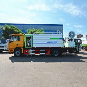 Camión Cisterna Multifuncional 4x2 con Cañón de Agua de 30M para la Supresión de Polvo en Carreteras - Product Image 4