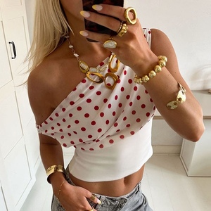 เสื้อเชิ้ตแฟชั่นผู้หญิงสไตล์วินเทจลายจุด ดีไซน์เซ็กซี่เปิดไหล่ข้างเดียว ช่วงเอวเข้ารูป คอลเลคชั่นใหม่รับซัมเมอร์ - Product Image 4