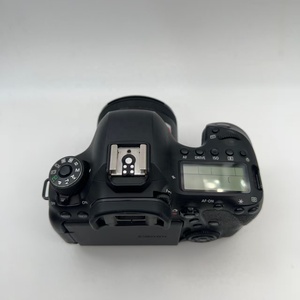 Appareil photo reflex numérique plein format d'occasion <span class=keywords><strong>Canon</strong></span> EOS <span class=keywords><strong>6D</strong></span> Mark II (6D2) avec objectif <span class=keywords><strong>EF</strong></span> 50mm f/1.8 STM et kit autofocus Dual Pixel AF – Vente en gros - Product Image 4