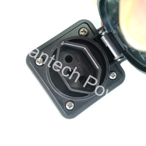 Adaptateur de charge et de décharge pour véhicule électrique V2L Adaptateur de charge AC pour véhicule électrique Véhicule vers charge Prise <span class=keywords><strong>suisse</strong></span> - Product Image 3