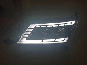 ไฟหน้า LED Retrofit สำหรับรถตู้ไฮเอซ KDH 300 ซีรีส์  ชุดไฟหน้าสำหรับไฮเอซ 300 ระบบไฟอัตโนมัติ ไฮเอซ ปี 2019 2020 2021 <span class=keywords><strong>2022</strong></span> - Product Image 5