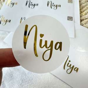 Etiquetas Adhesivas Redondas de PVC Impermeables con Logotipo en Dorado para Embalaje - Product Image 4